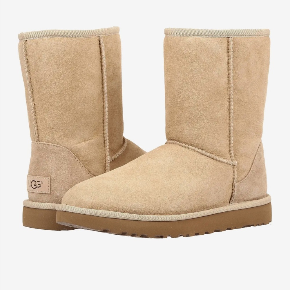 UGG Classic Short Boot